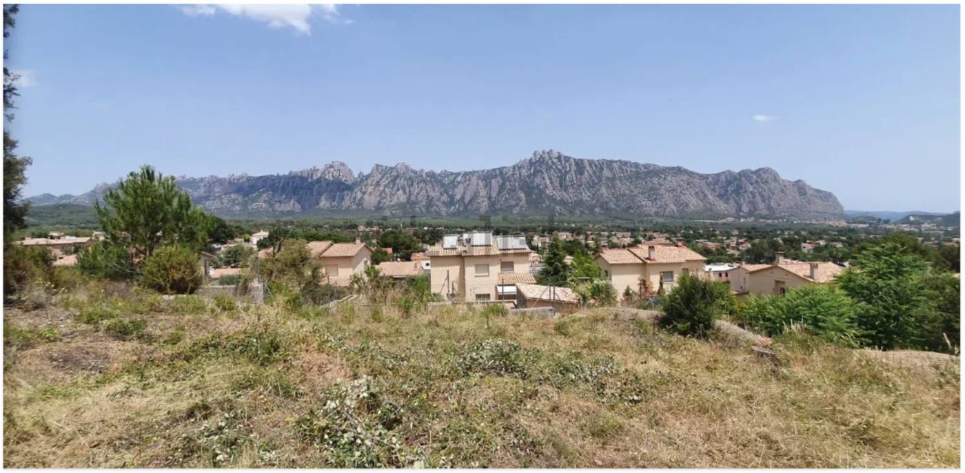 Plot of land, Collbato, Collbato